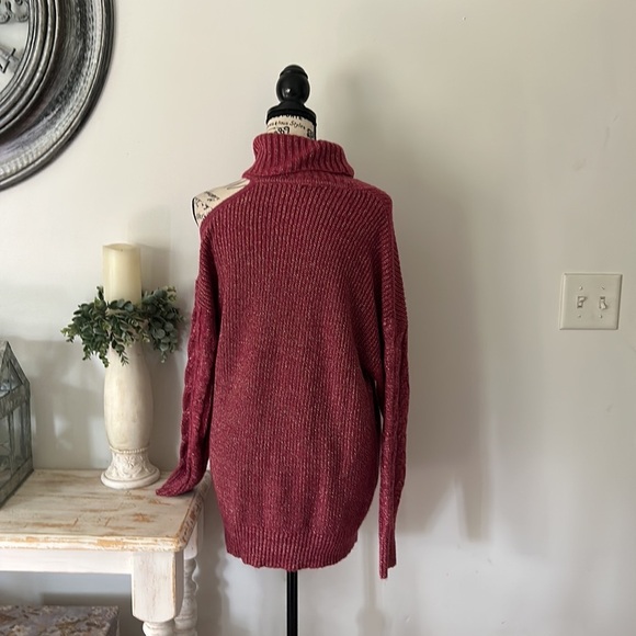 Torrid Metallic Cable Pullover Cold Shoulder Sweater Womens size 1x - Picture 5 of 8